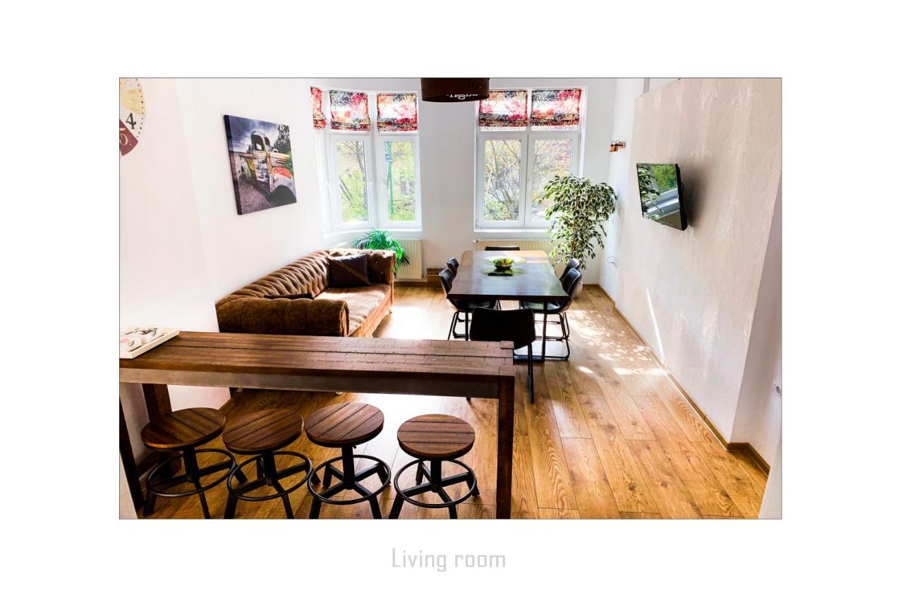 Apartament Dinicu, Brasov, Romania Esterno foto
